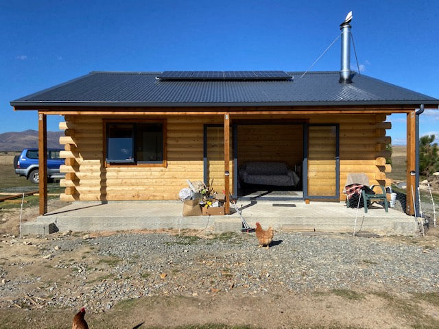 Bridget's Log Cabin in Twizel