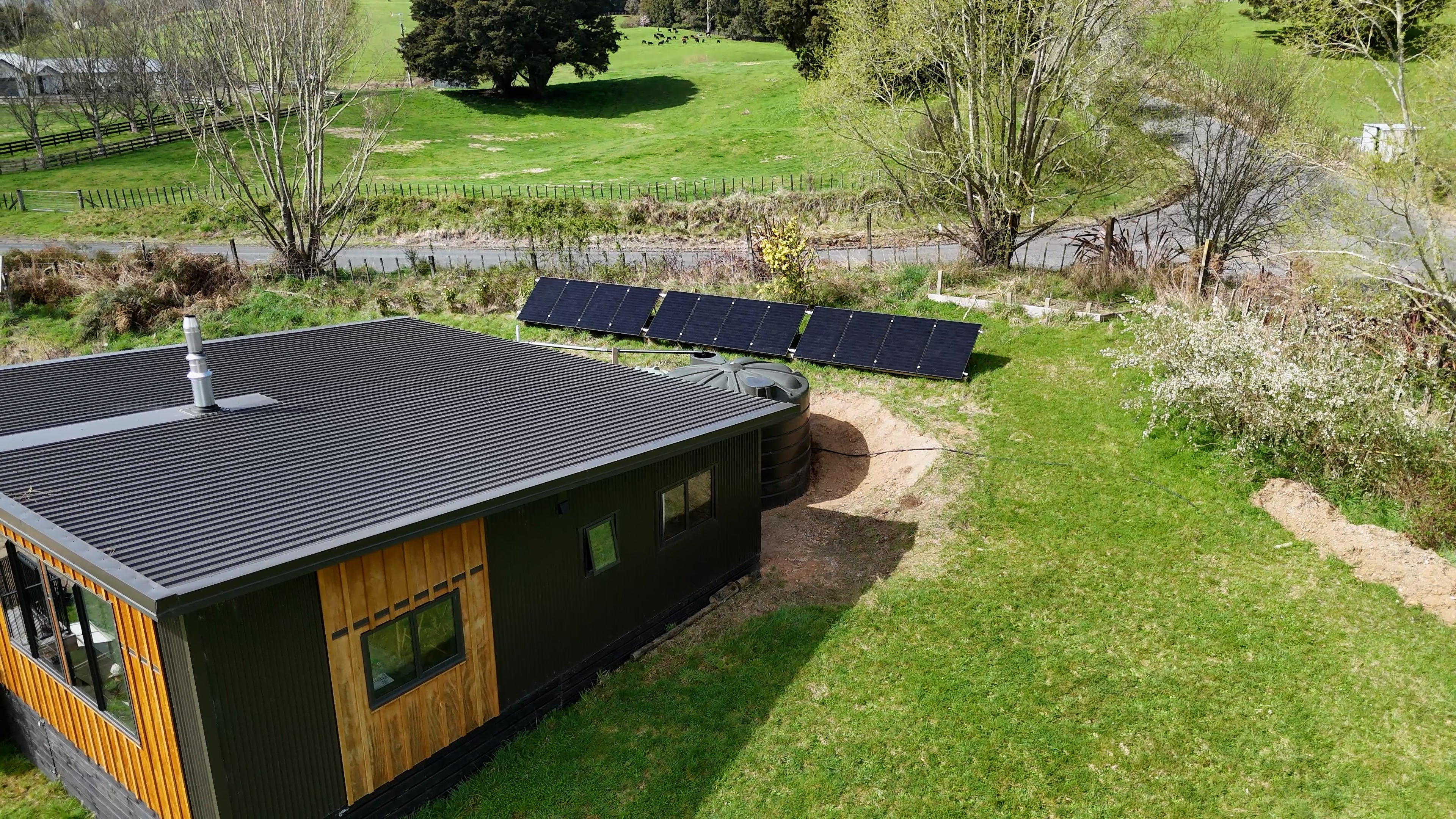 How to choose an off-grid solar package for your 3-bedroom home