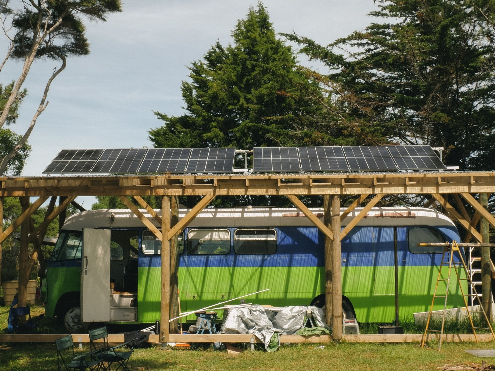 Dan and Kelly's Off-Grid House bus Conversion