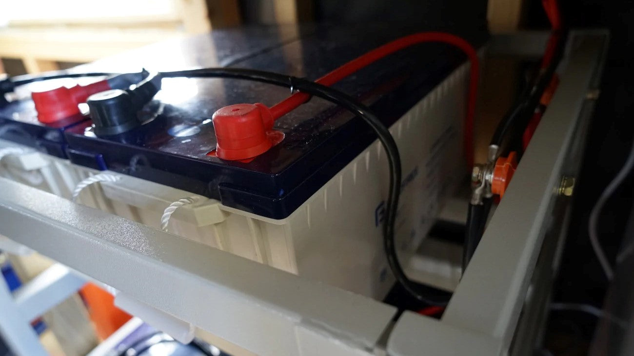 How to Use and Maintain Deep Cycle Solar Batteries