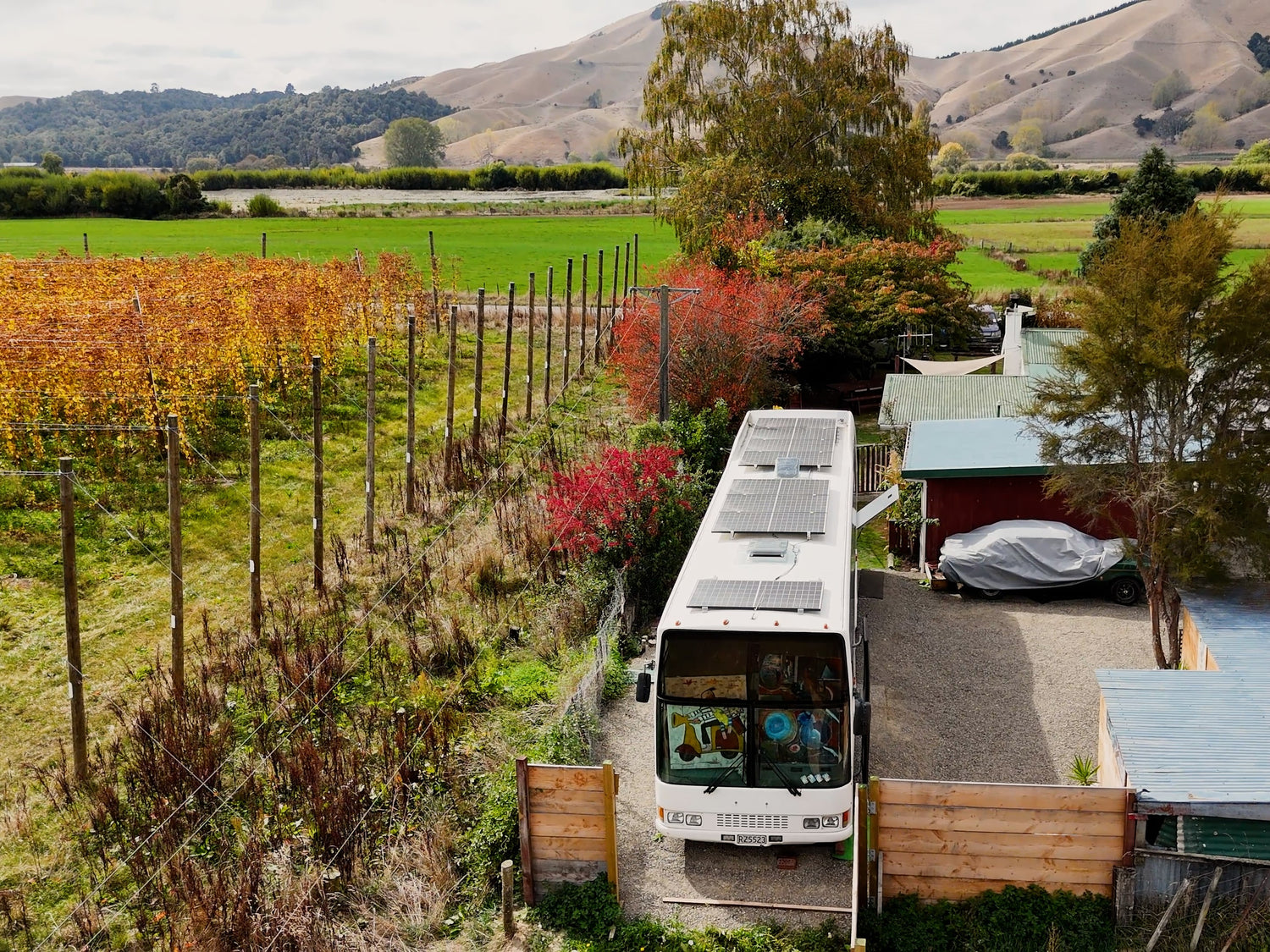 Dan's Off Grid Bus in Tapawera