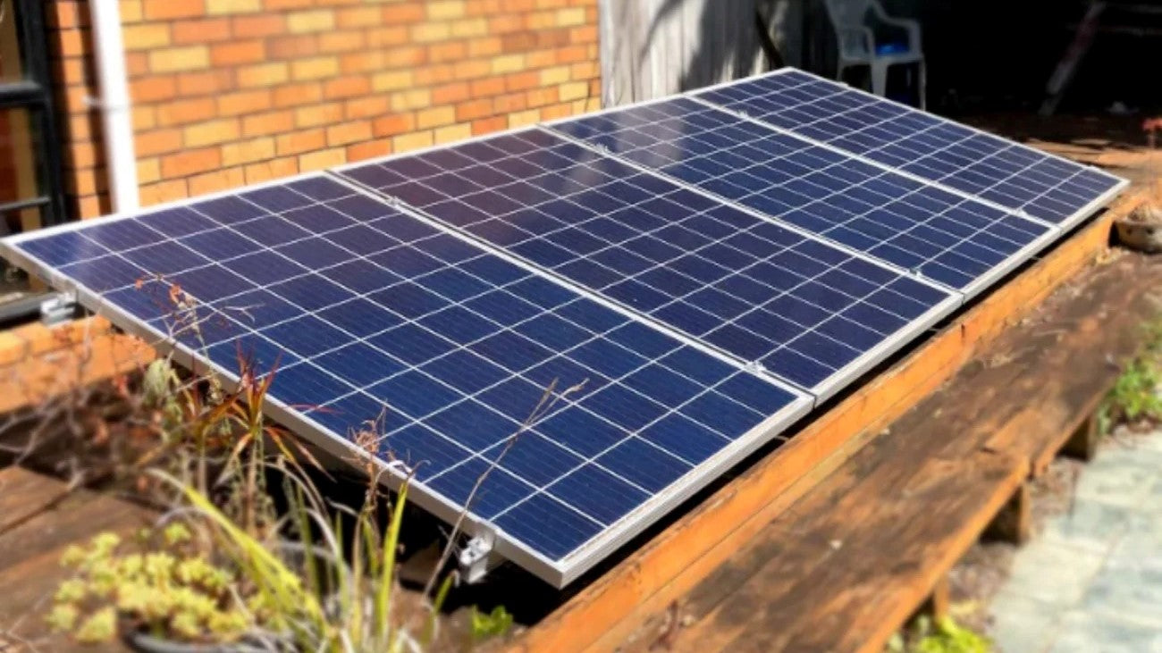 How to Clean Solar Panels: Everything You Need To Know!