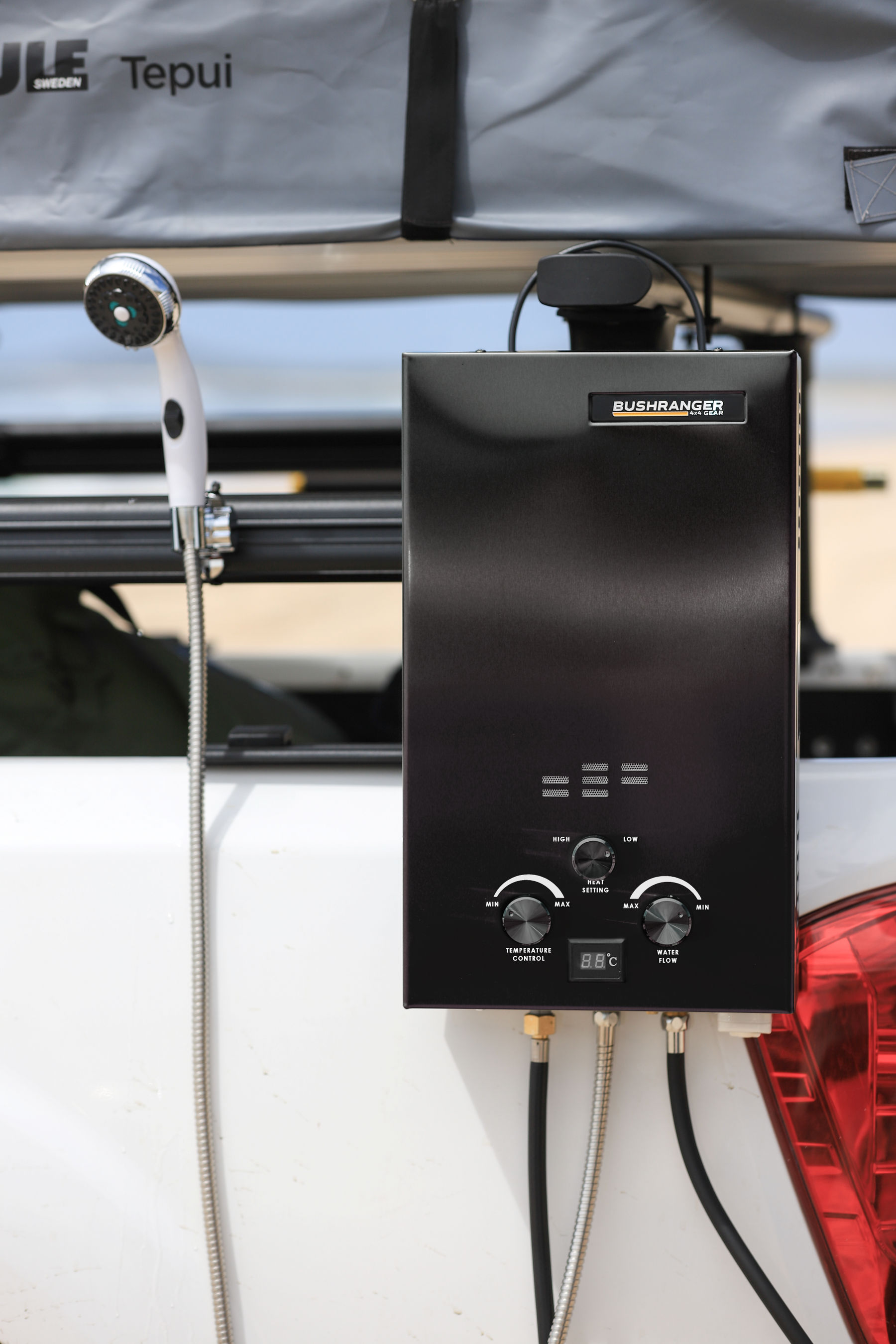 Bushranger Portable Gas Hot Water Shower Kit