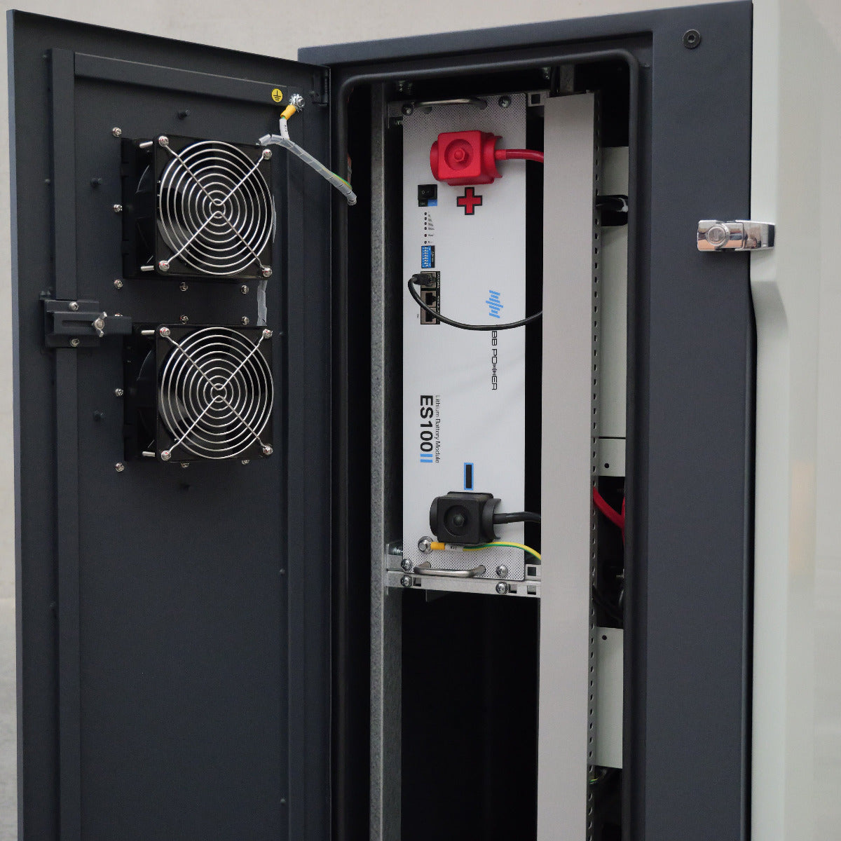 Hihi Solar Nest | All-In-One Cabinet Solution