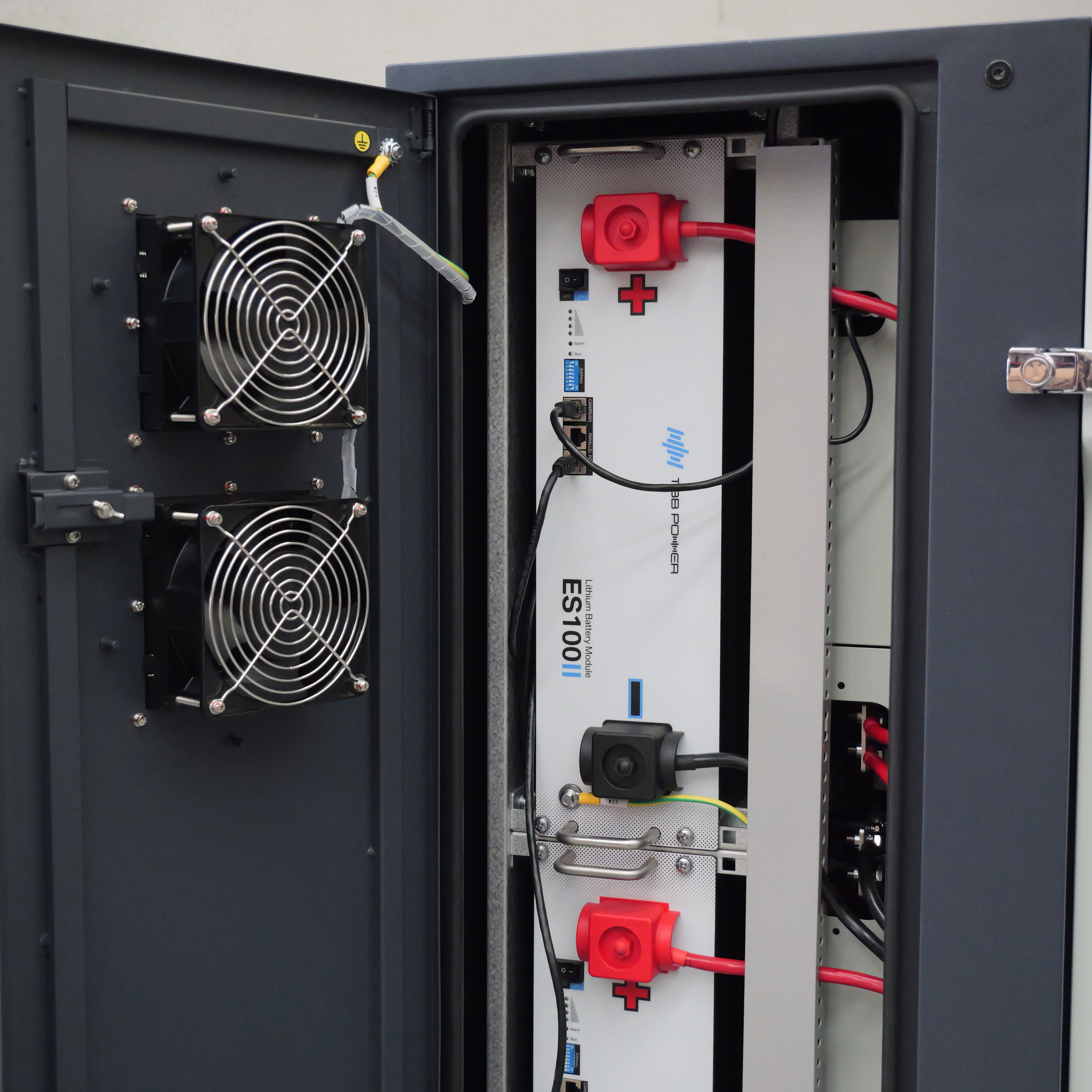 Hihi Solar Nest | All-In-One Cabinet Solution